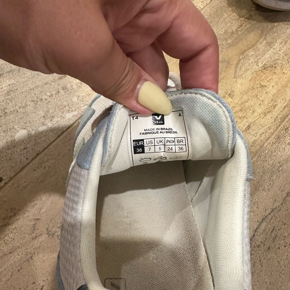 Veja White and Blue Sneakers size 7.5/38 - Picture 6 of 9